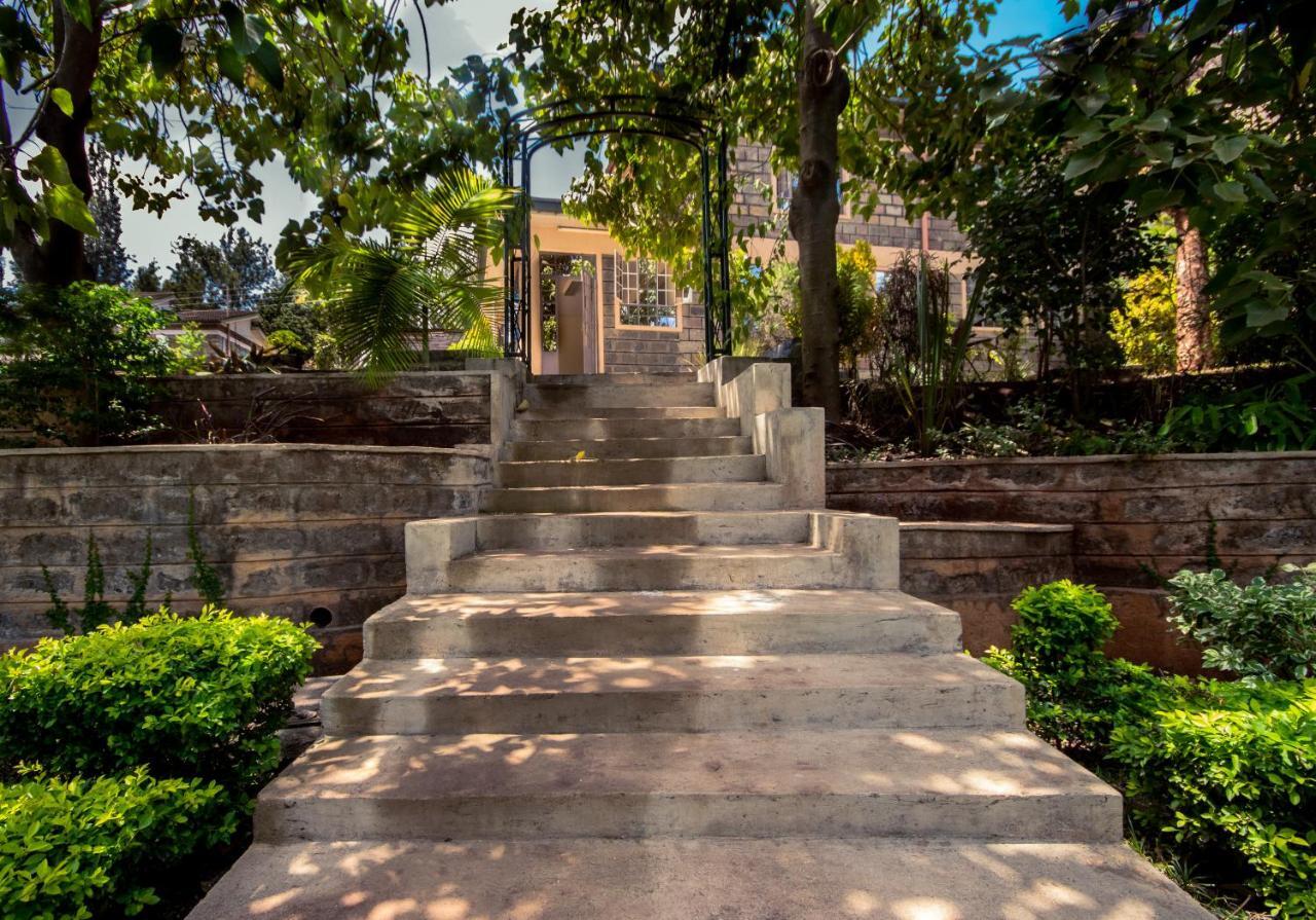 לינה וארוחת בוקר Mjini Riverfront Gardens מראה חיצוני תמונה
